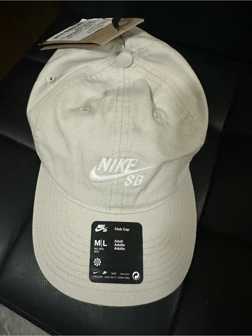 Nike SB Club Cap – Light Beige Baseball Hat